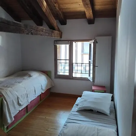 Casa de Férias Magnifique Maison De Village En Perigord Saint-Jean-de-Côle